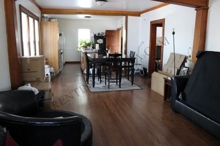 2815 63rd St - Photo 2 of 12