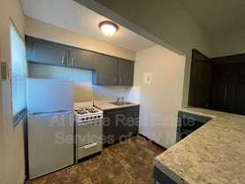 633 W State St #2B - Photo 1 of 1