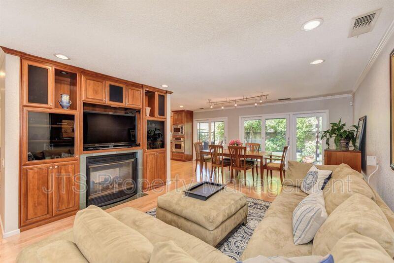 5342 Terrace Oak Cir - Photo 6 of 29