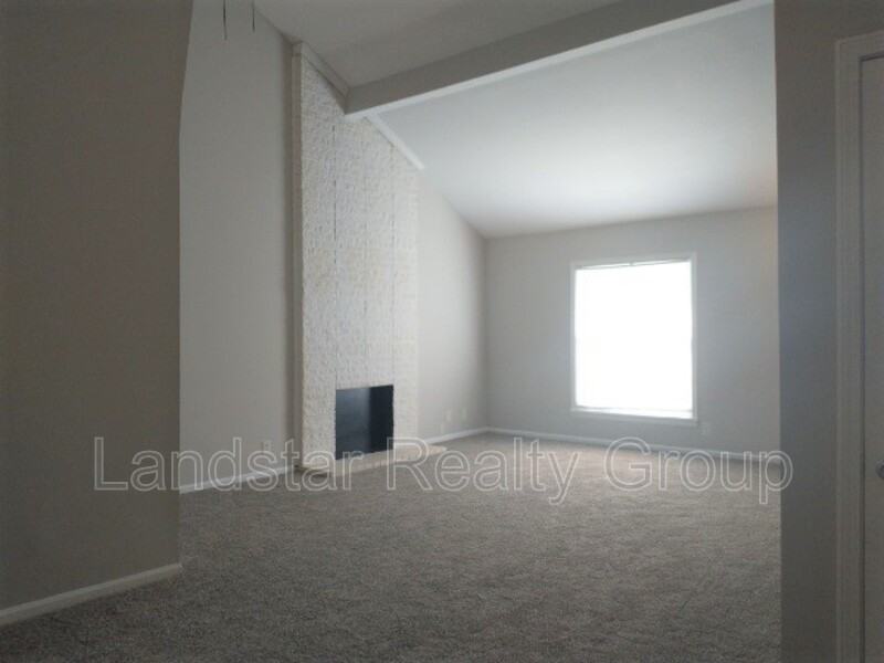 3221 Kemmons Dr #6 - Photo 5 of 34