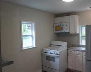 435 Haynie St - Photo 2 of 9