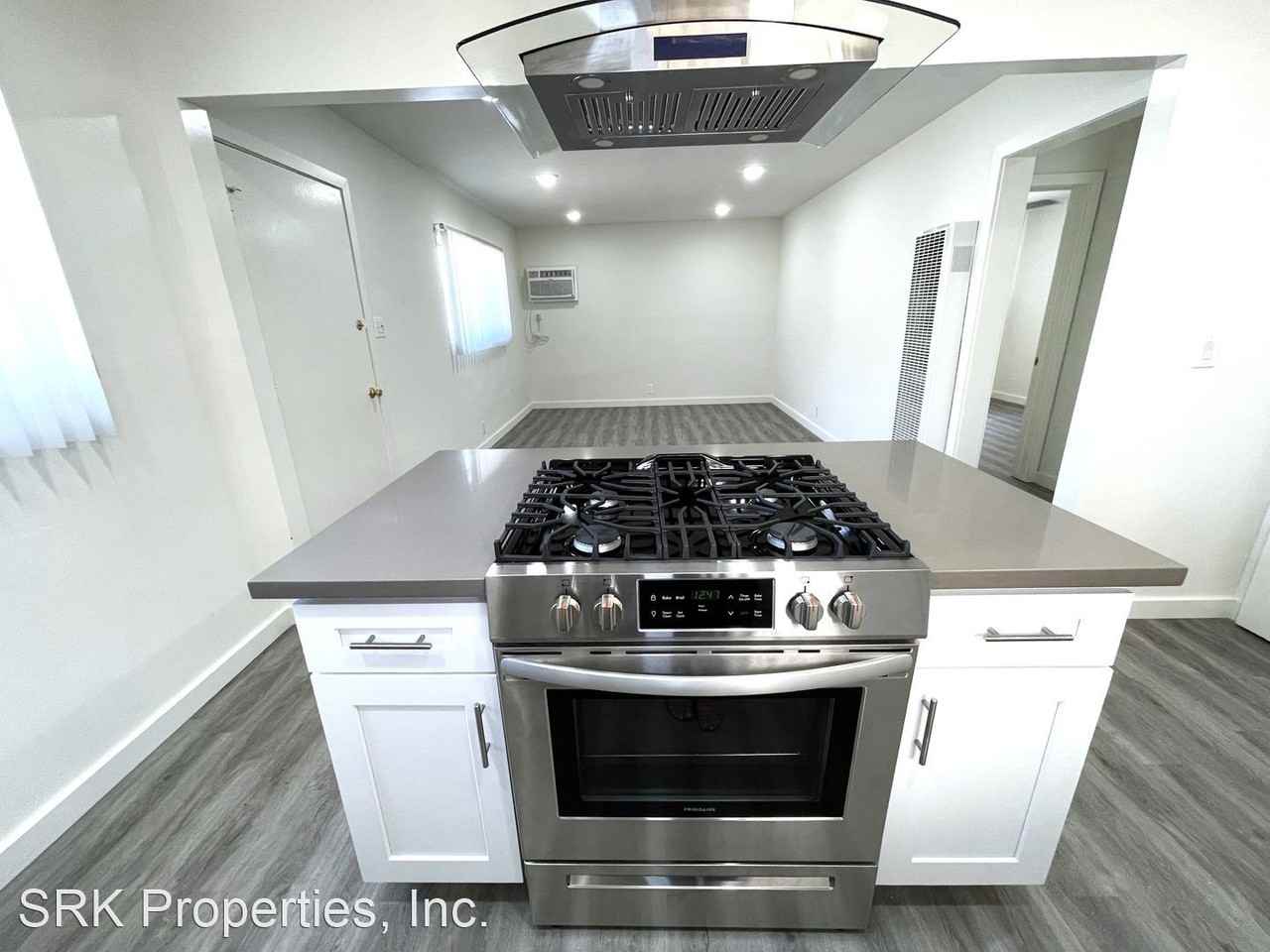 3711 Westwood Boulevard - Photo 3 of 17