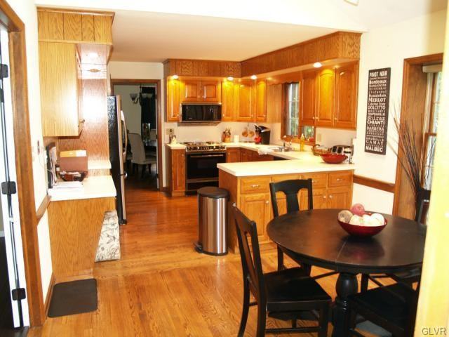 4960 Meadow Ln - Photo 2 of 19