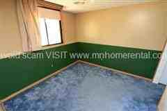 14761 Guthrie Ave - Photo 3 of 15