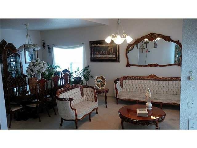 12320 Kit Carson Dr - Photo 2 of 22