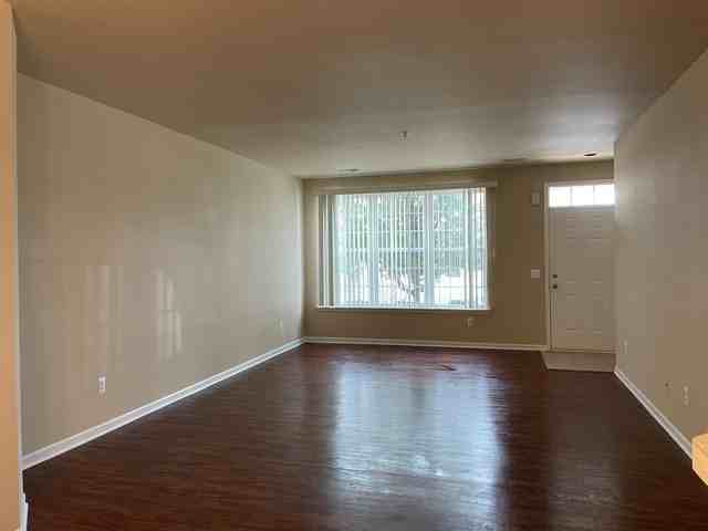 8429 Towne Center Cir S Bldg 5 #52 - Photo 3 of 27