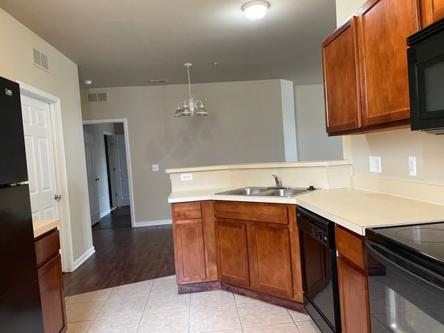 8429 Towne Center Cir S Bldg 5 #52 - Photo 4 of 27