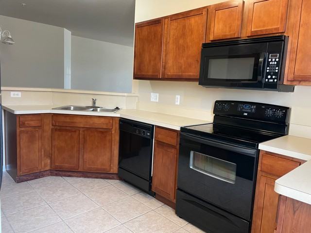 8429 Towne Center Cir S Bldg 5 #52 - Photo 5 of 27