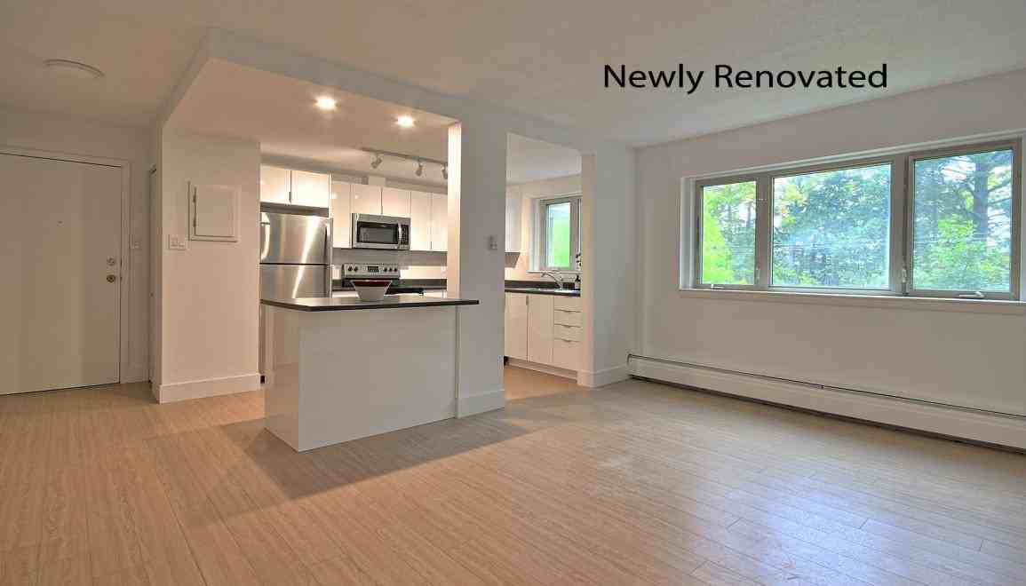 Elroy Apartments - Photo 3 of 10