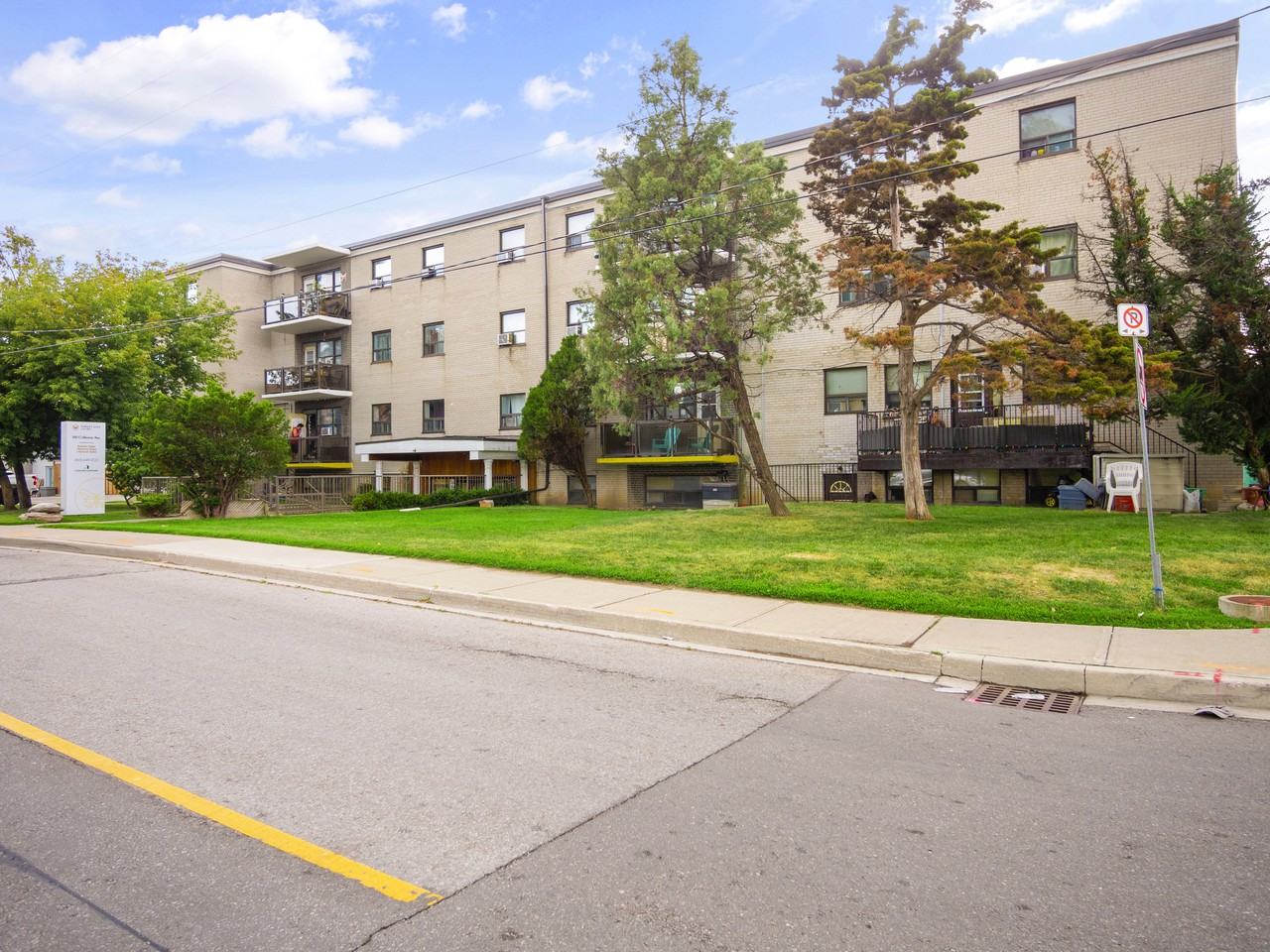 150 Colborne Avenue Apartments 150 Colborne Ave, Richmond Hill, ON