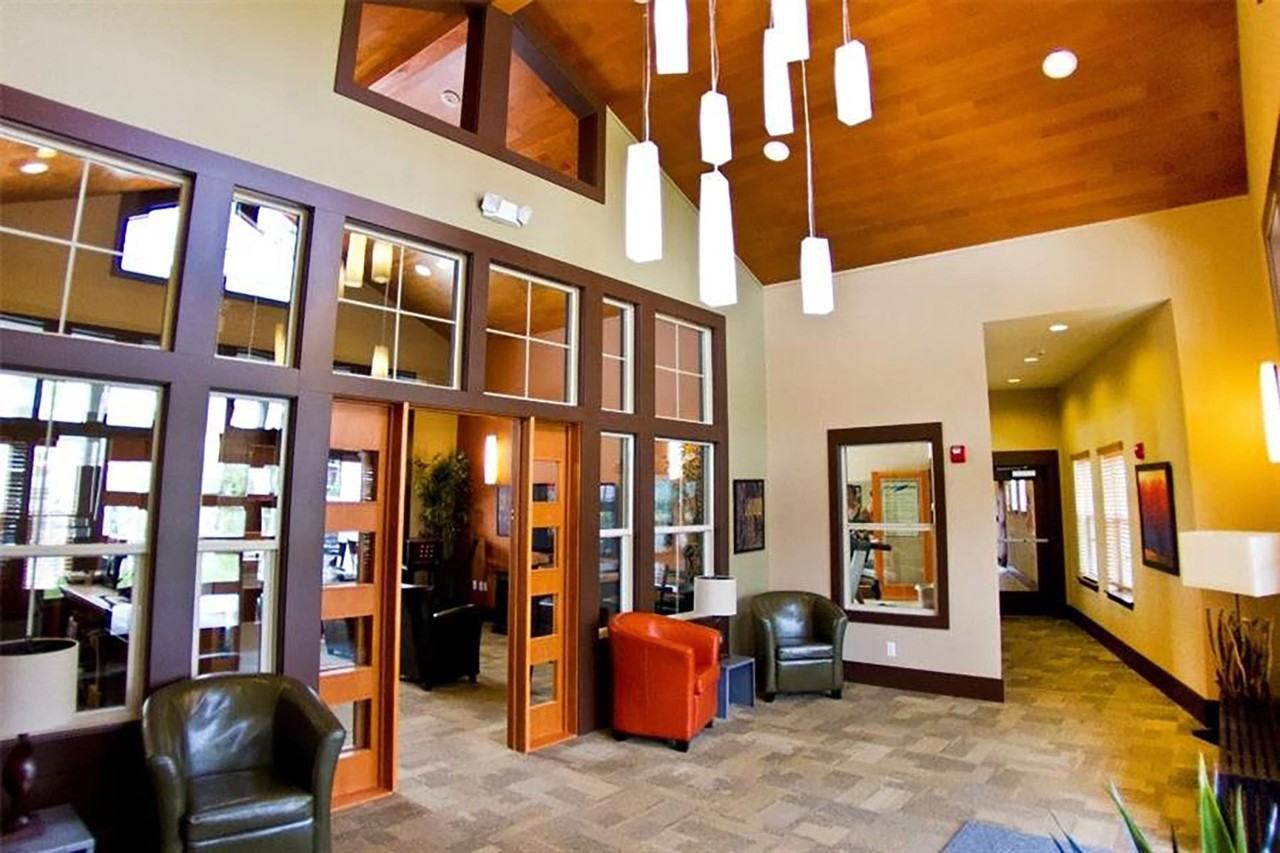 Island View Apartments - Photo 4 of 30