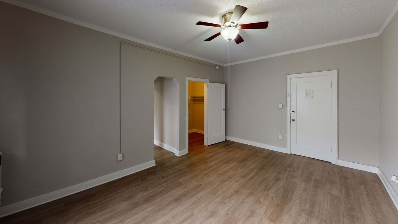 Hobart Apartments - Photo 5 of 8