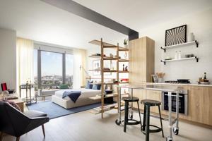 featured image of 1035 W Van Buren St