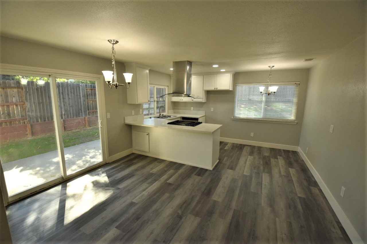 5508 Verde Oak Ct - Photo 2 of 11