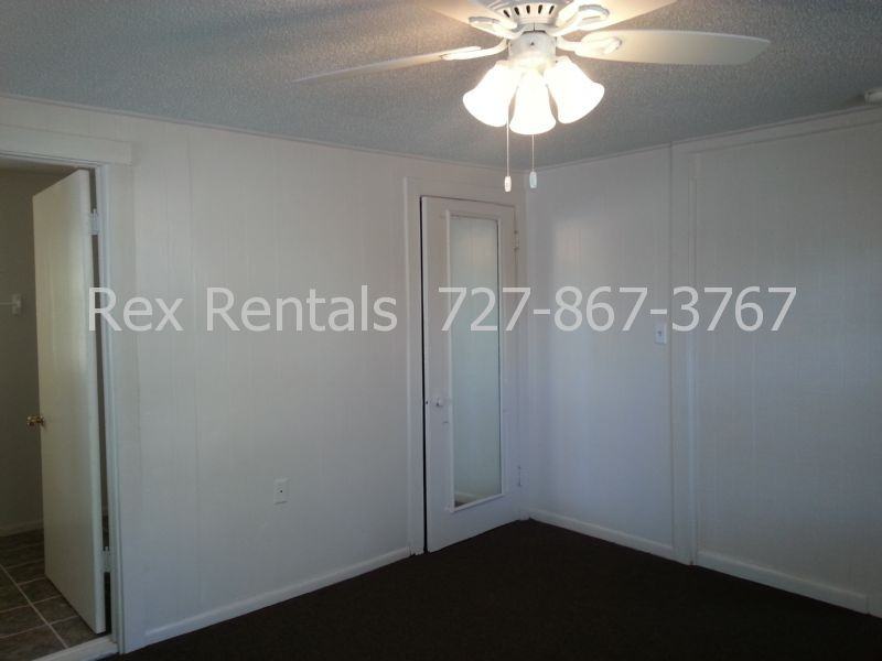 6401 31st St N #3 - Photo 3 of 4