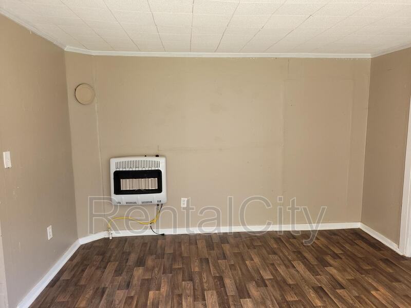 1722 Ayers St #A - Photo 2 of 8