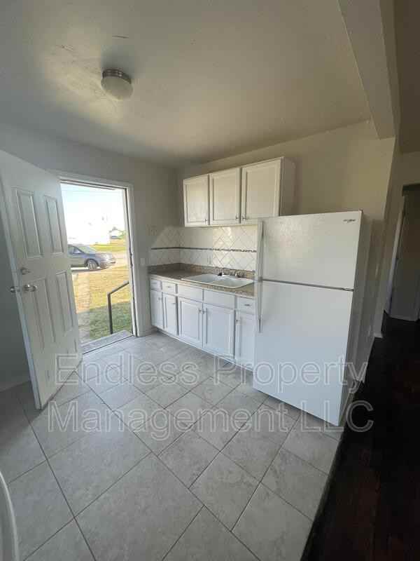3204 S Portland Ave - Photo 2 of 7