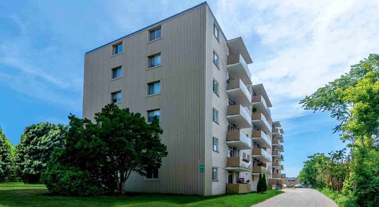 Lynnwood Place Apartments 19 Lynnwood Dr, Brantford, ON N3S 6S2 Zumper
