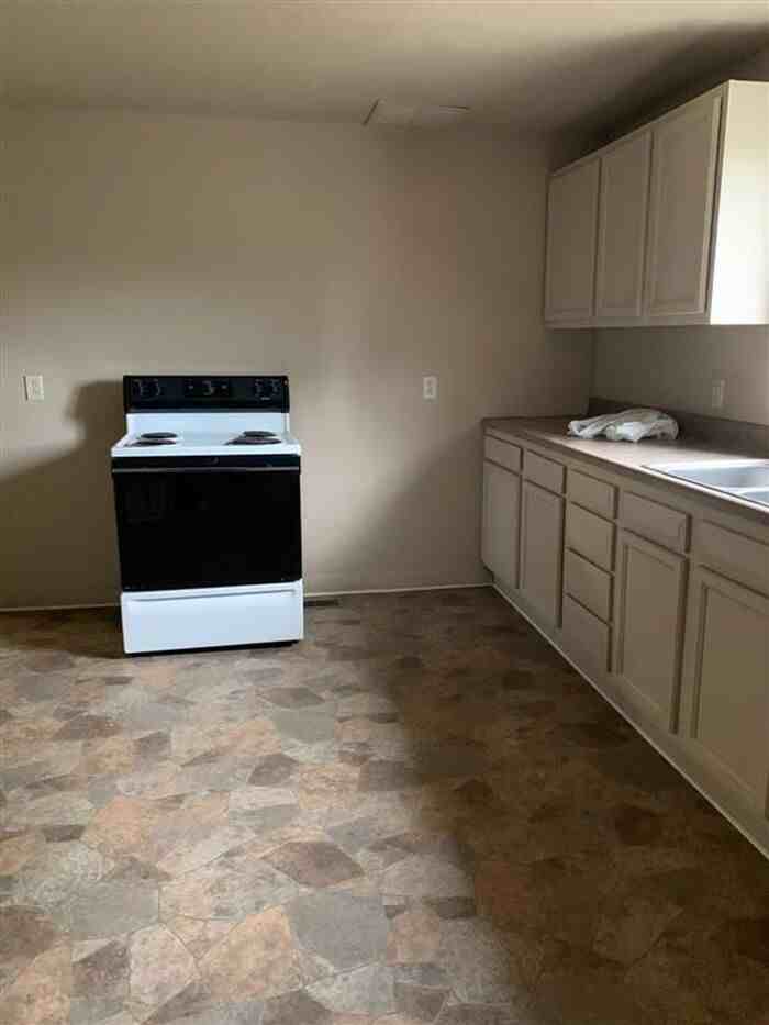 3 N 4th St - Photo 2 of 11