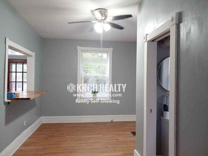 2931 Sullivan Ave - Photo 3 of 12