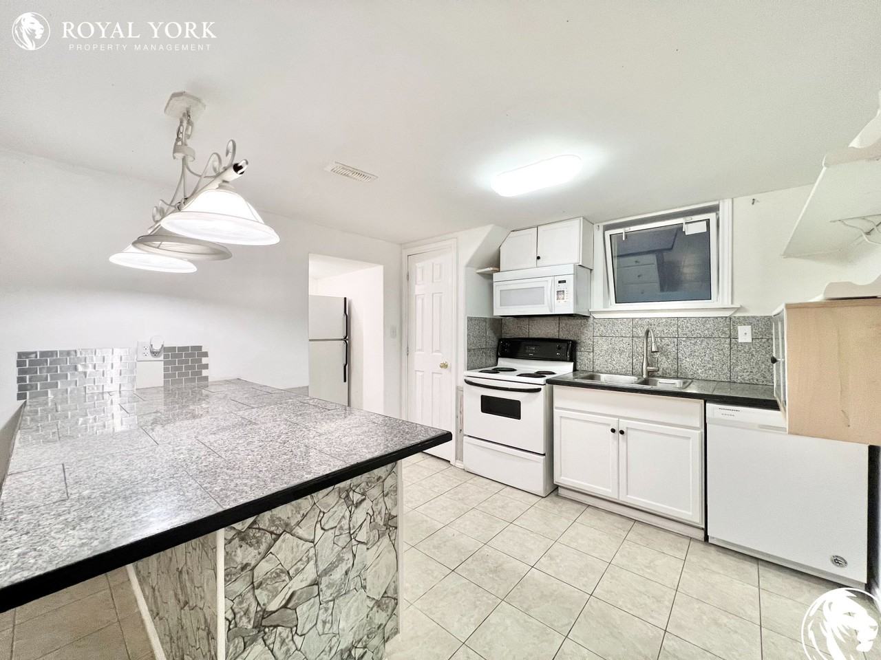 750 Gaspe Ave #2 - Photo 2 of 21