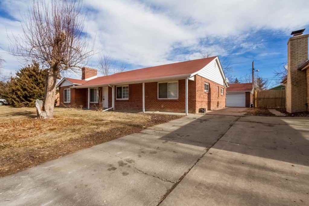 836 Revere St - Photo 3 of 26