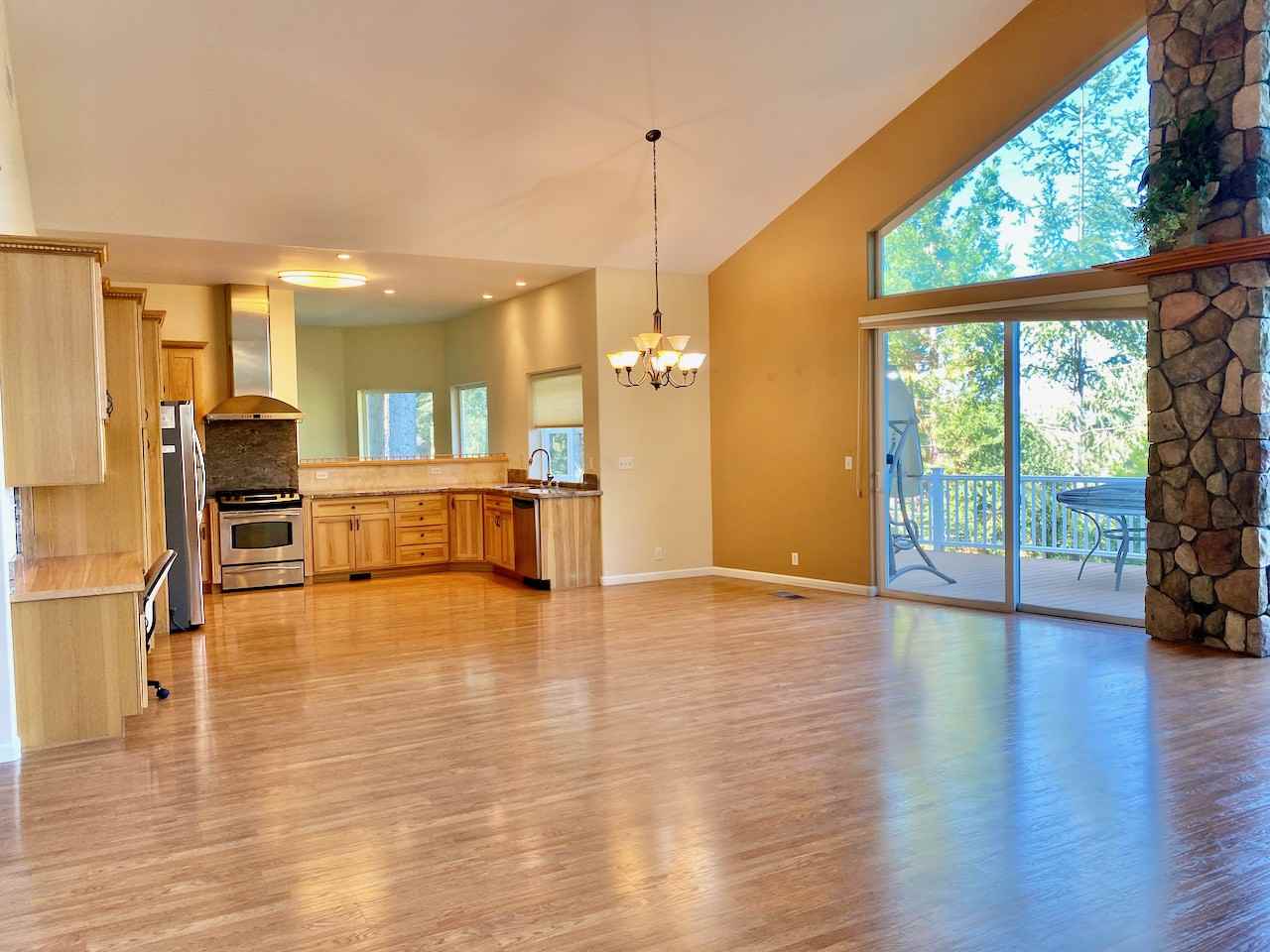 13055 Summit Ridge Dr #1 - Photo 5 of 27