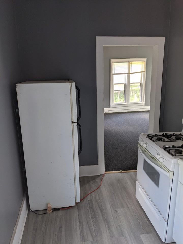 607 Pine St #3 - Photo 6 of 6