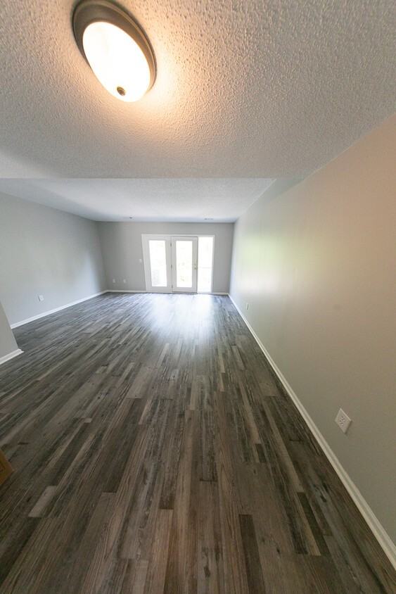 825 Broad St #1 - Photo 4 of 6
