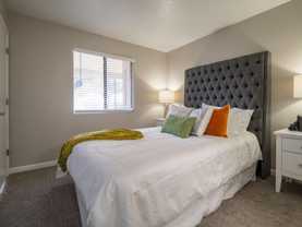 11800 Montgomery Blvd Ne - Photo 1 of 1