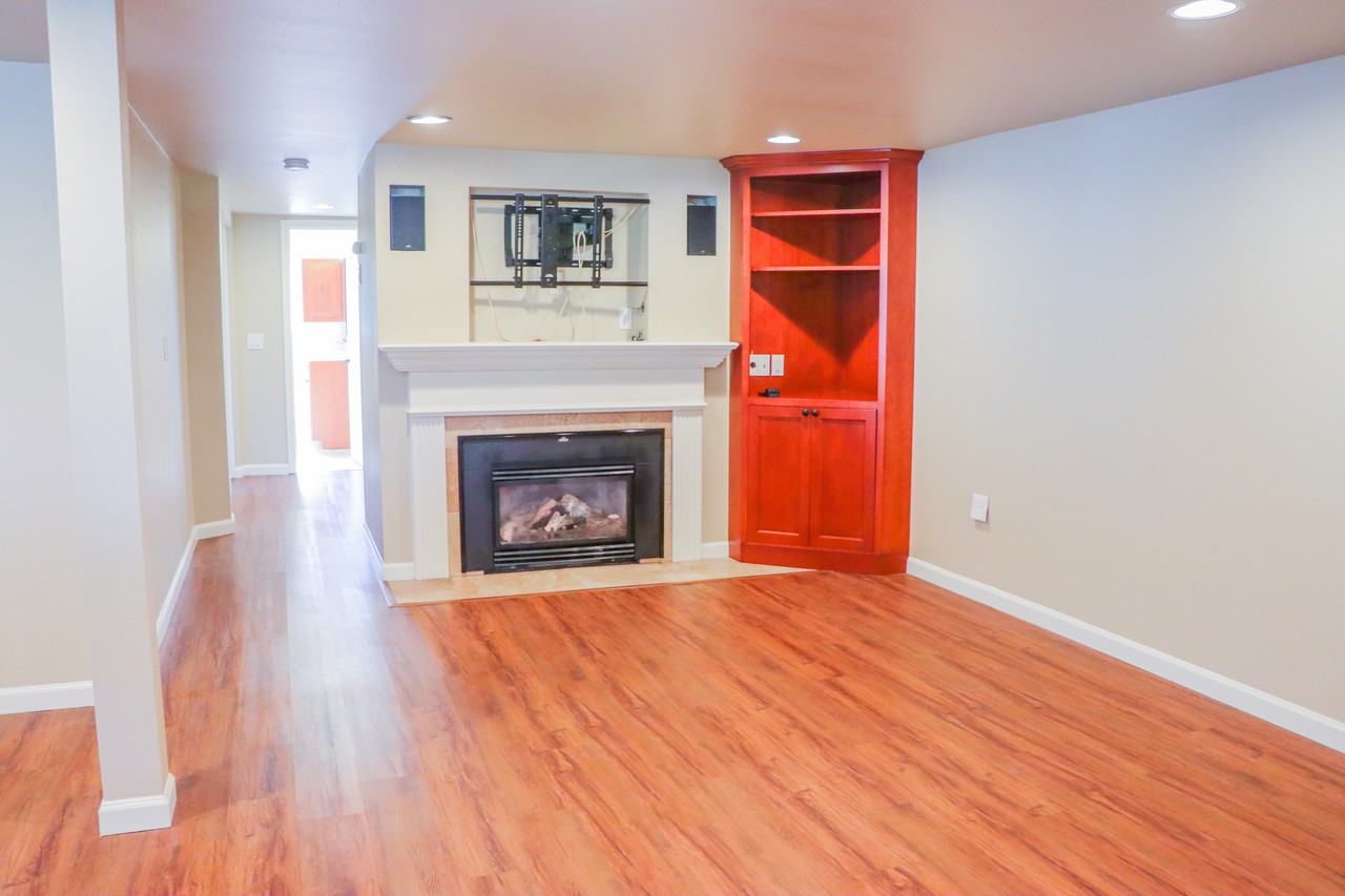 20010 Marine View Drive Southwest - Photo 3 of 11