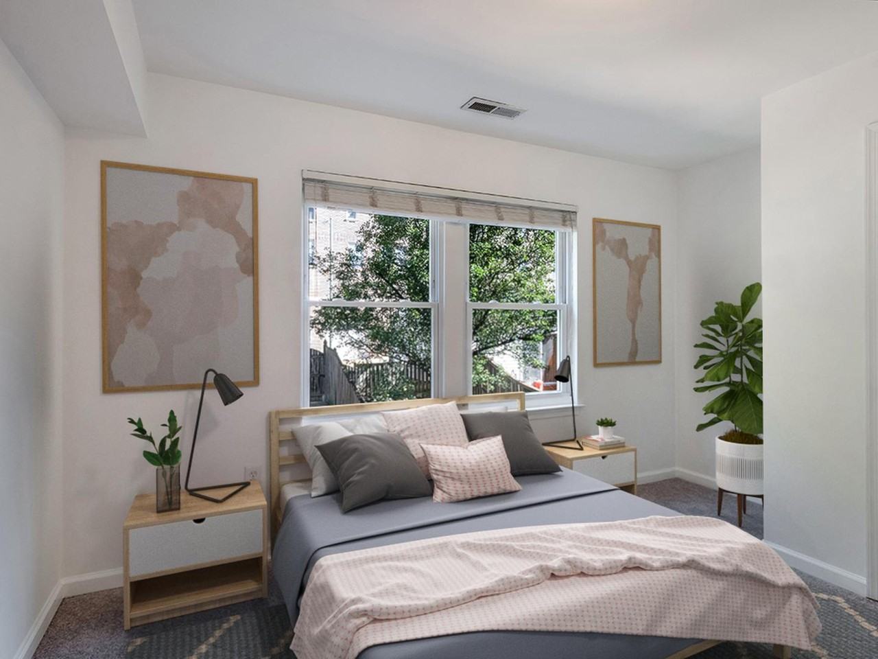 Bright Columbia Heights townhouse by dining & U Street Metro - Photo 7 of 19