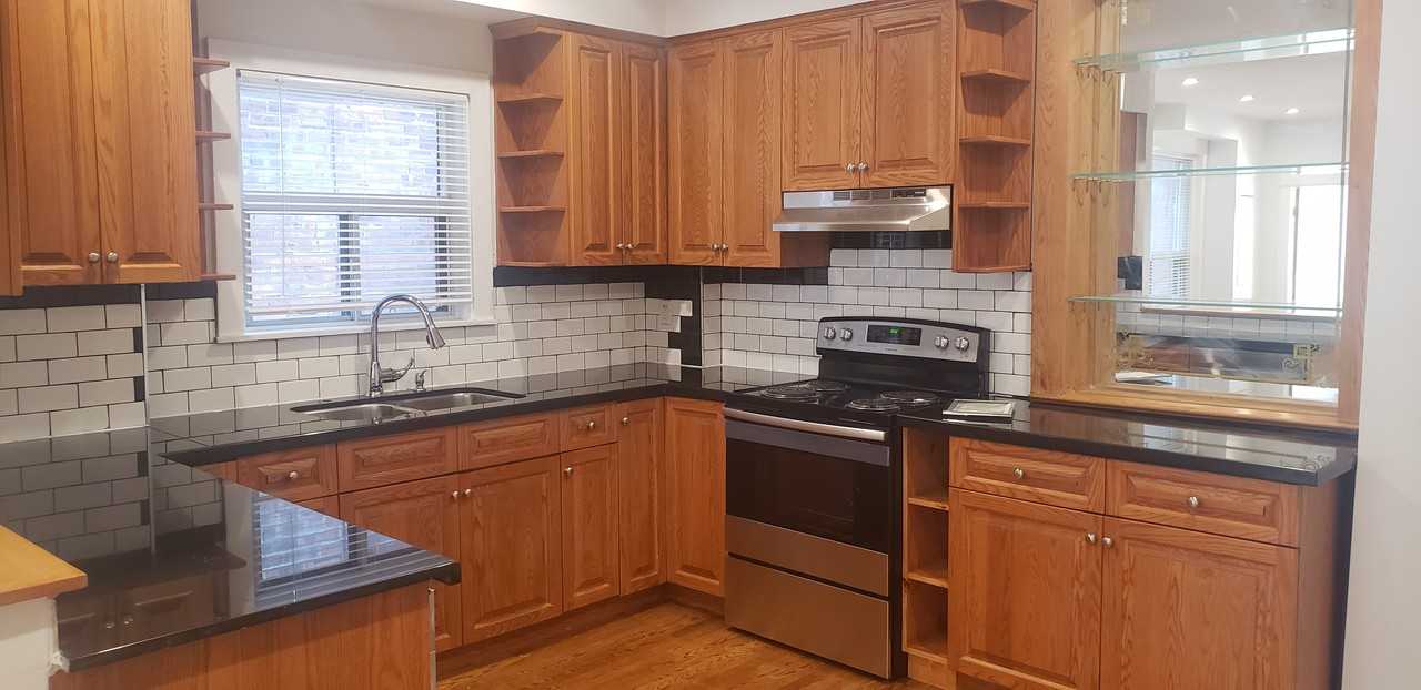 226 Ashworth Avenue #Main - Photo 3 of 16