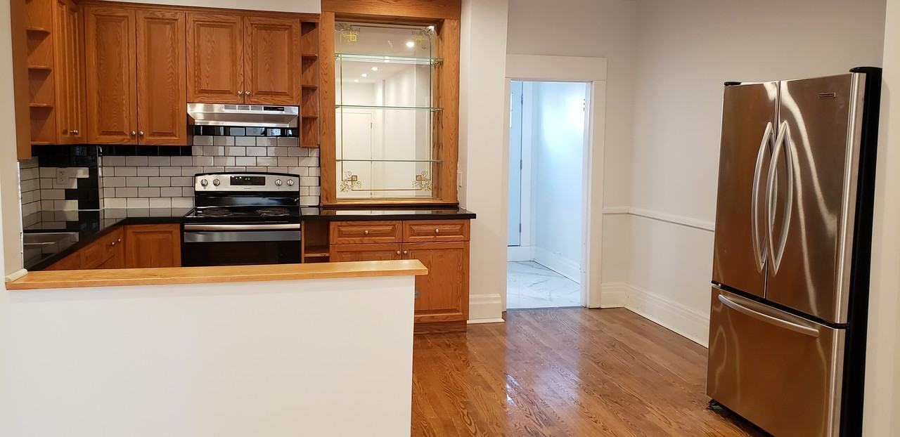 226 Ashworth Avenue #Main - Photo 2 of 16