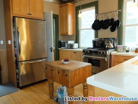 330 8th Ave NE - Photo 2 of 15