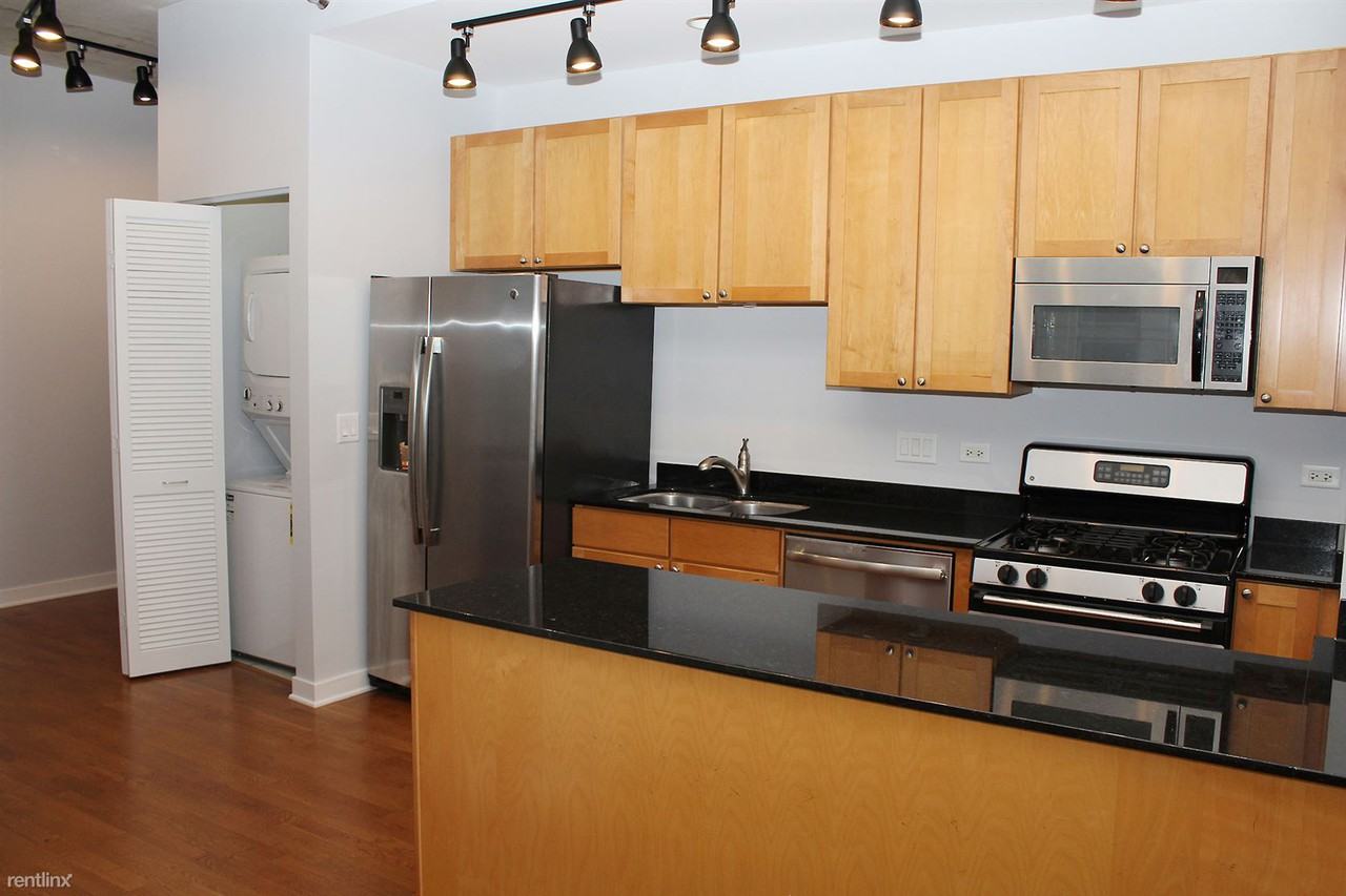 720 N Larrabee St - Photo 2 of 23