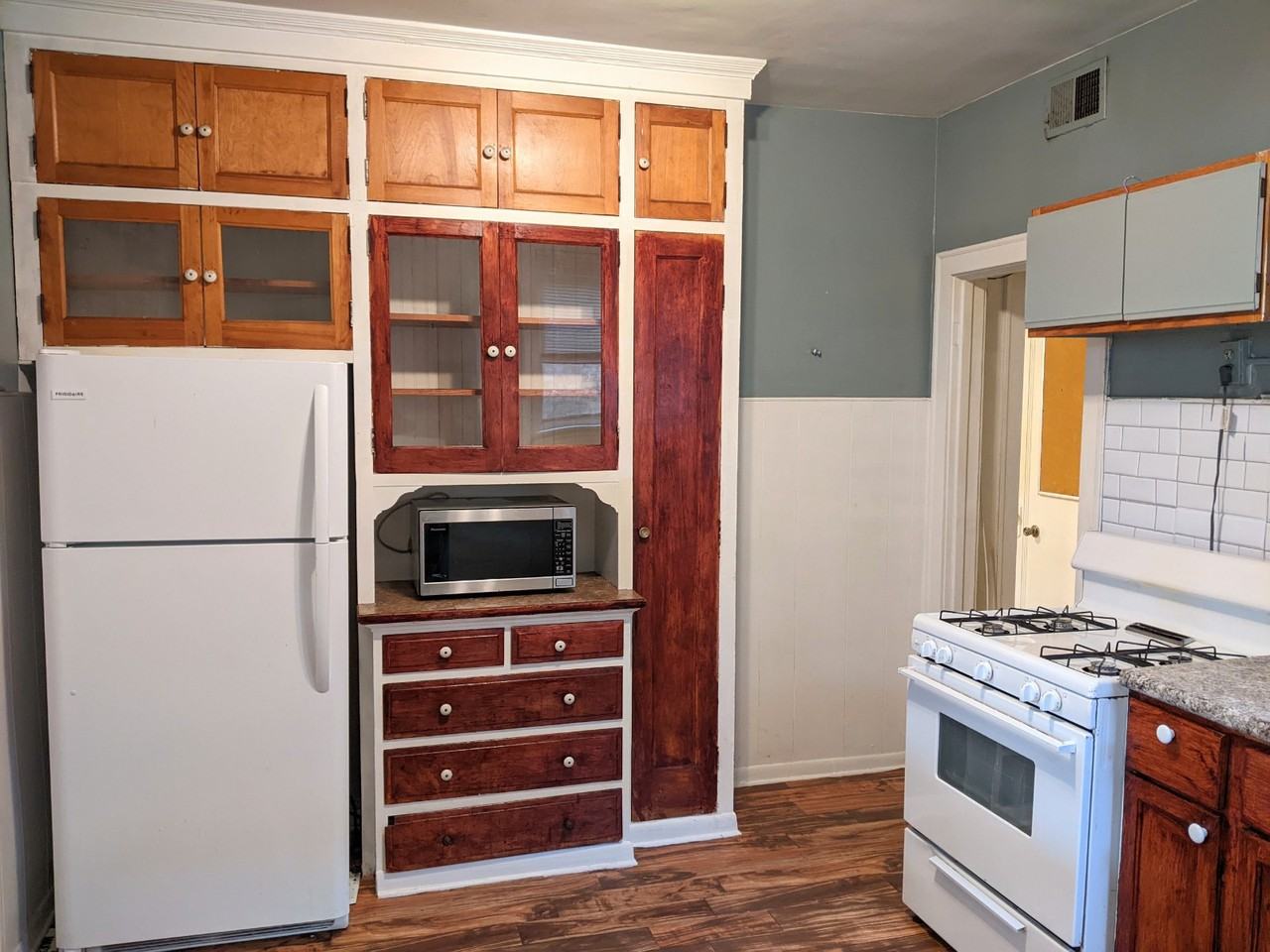 6688 N Northwest Hwy - Photo 2 of 15