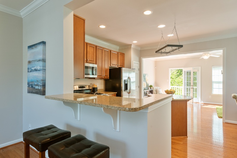 1979 Asheville Dr - Photo 4 of 17