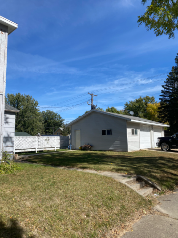 402 N 8th St #35 - Photo 2 of 12