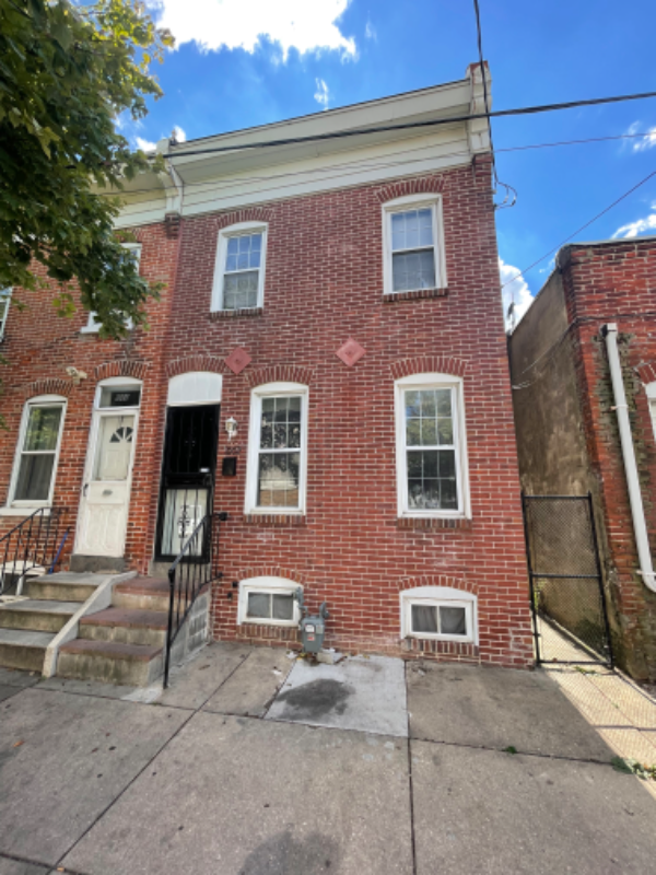 1002 Sycamore St - Photo 2 of 15