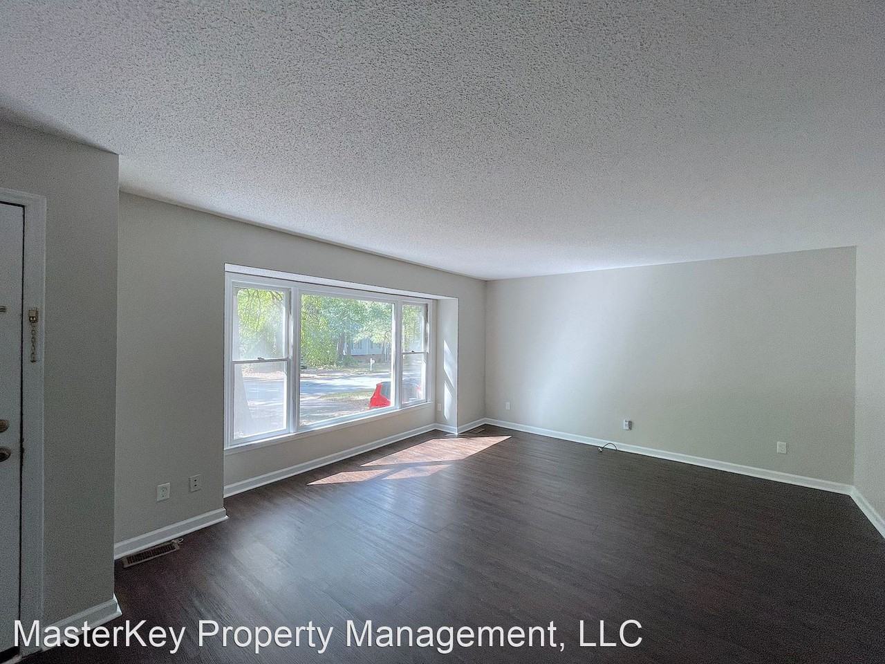 3002 Appling Way - Photo 3 of 19