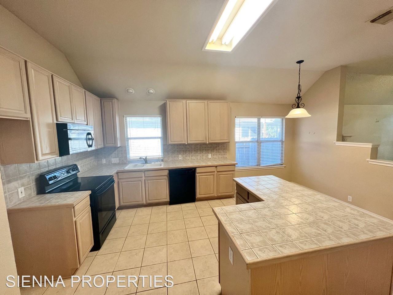 11108 Visa Rose Dr - Photo 3 of 23