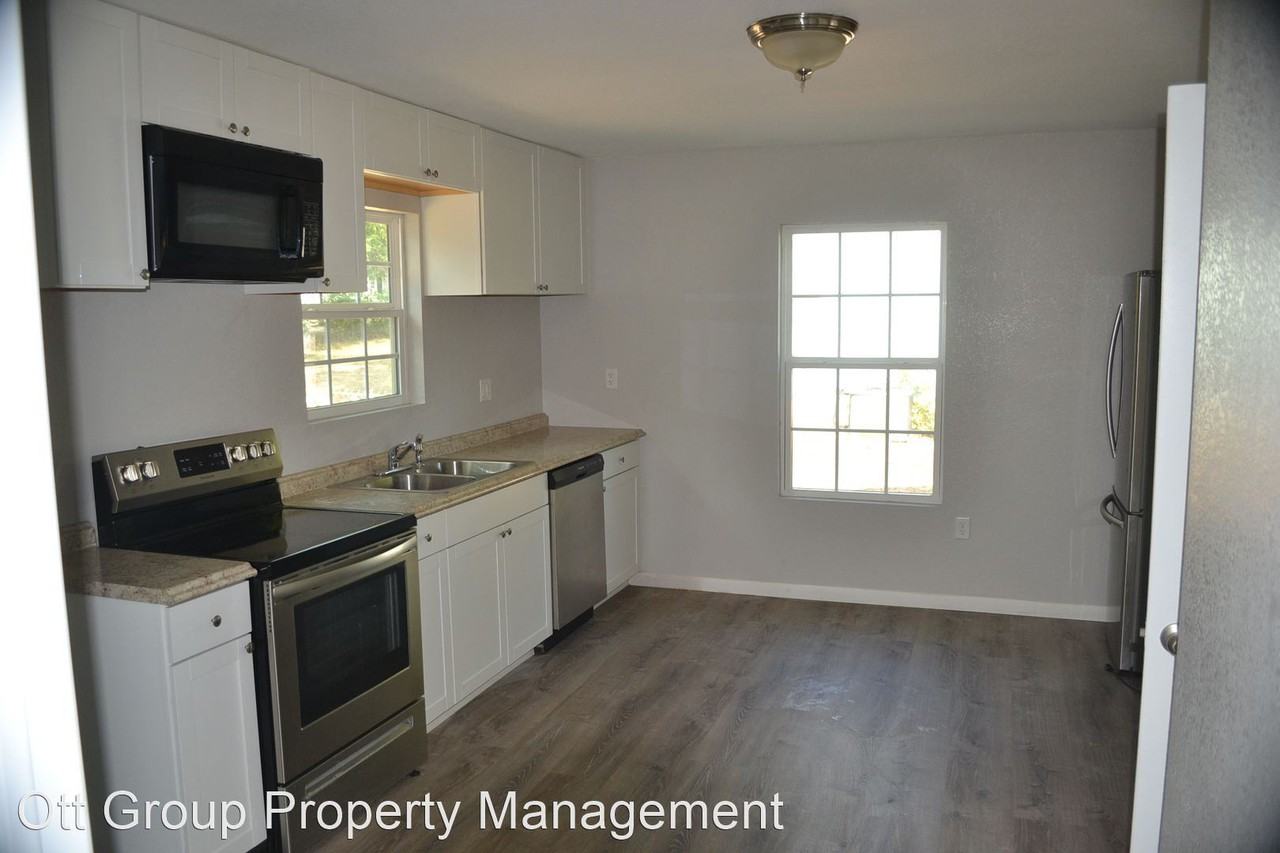 420 E Garrison Ave - Photo 2 of 15