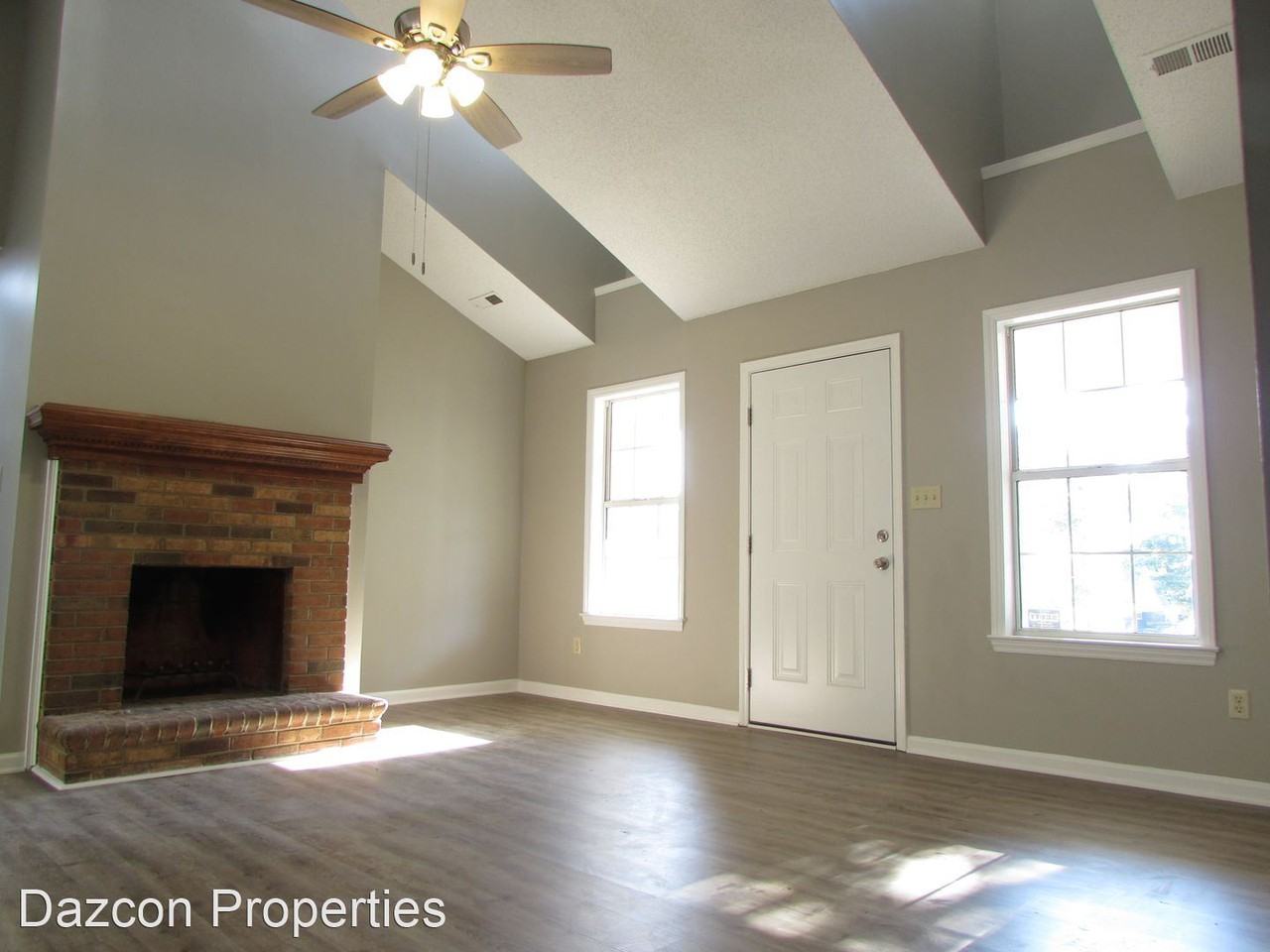 108 Winghaven Ct - Photo 2 of 12