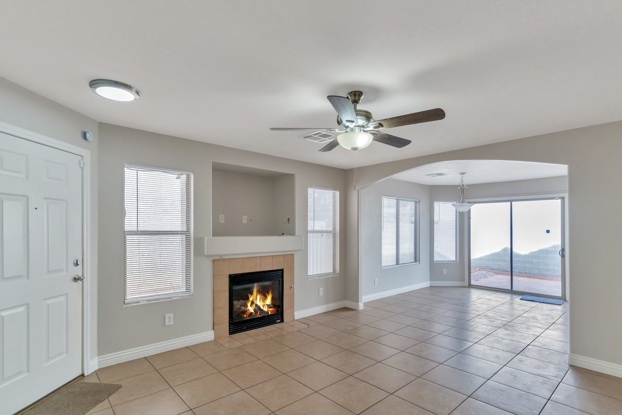 9652 Brooks Lake Ave - Photo 5 of 27