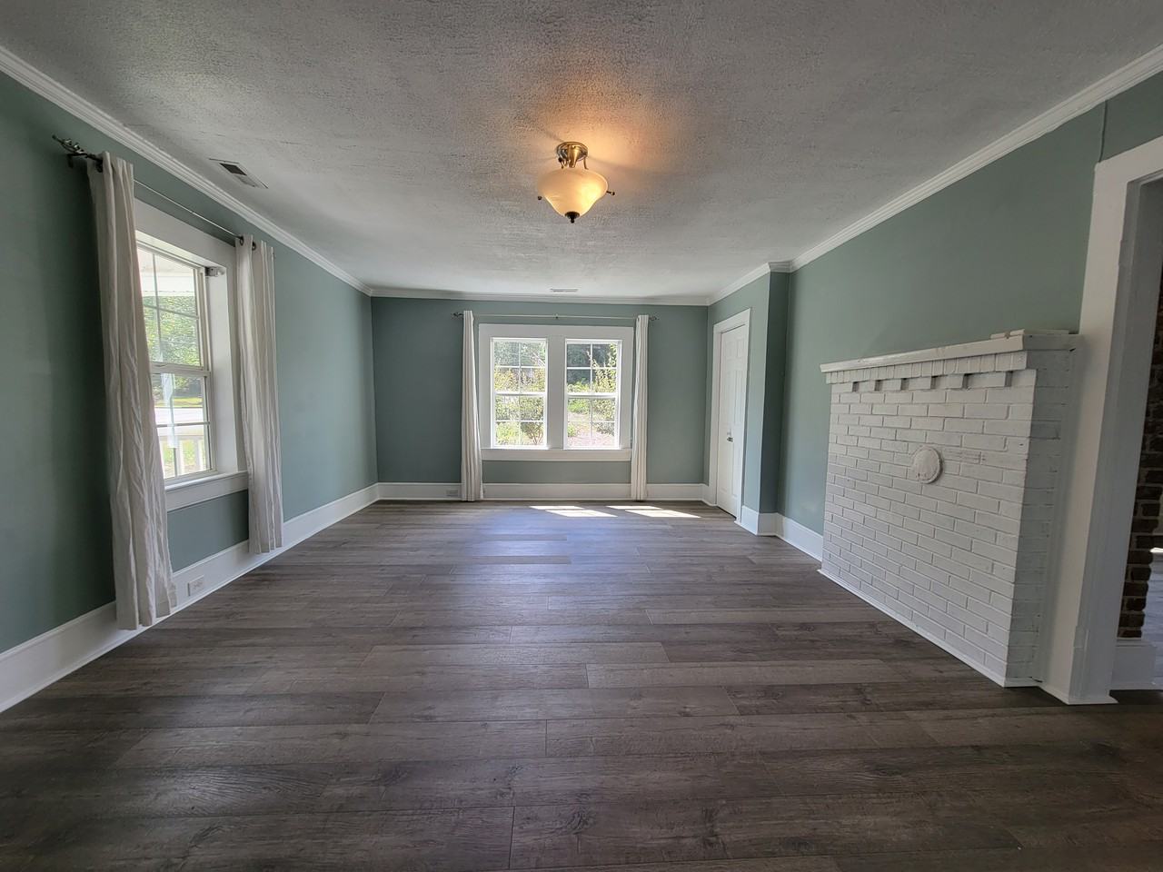 2403 Cheek Rd - Photo 3 of 13