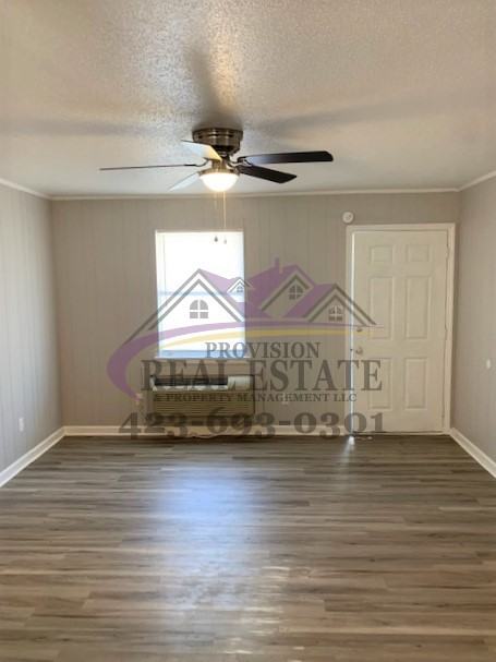 749 20th St Se - Photo 3 of 10