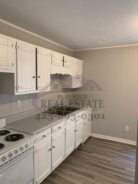 749 20th St Se - Photo 4 of 10