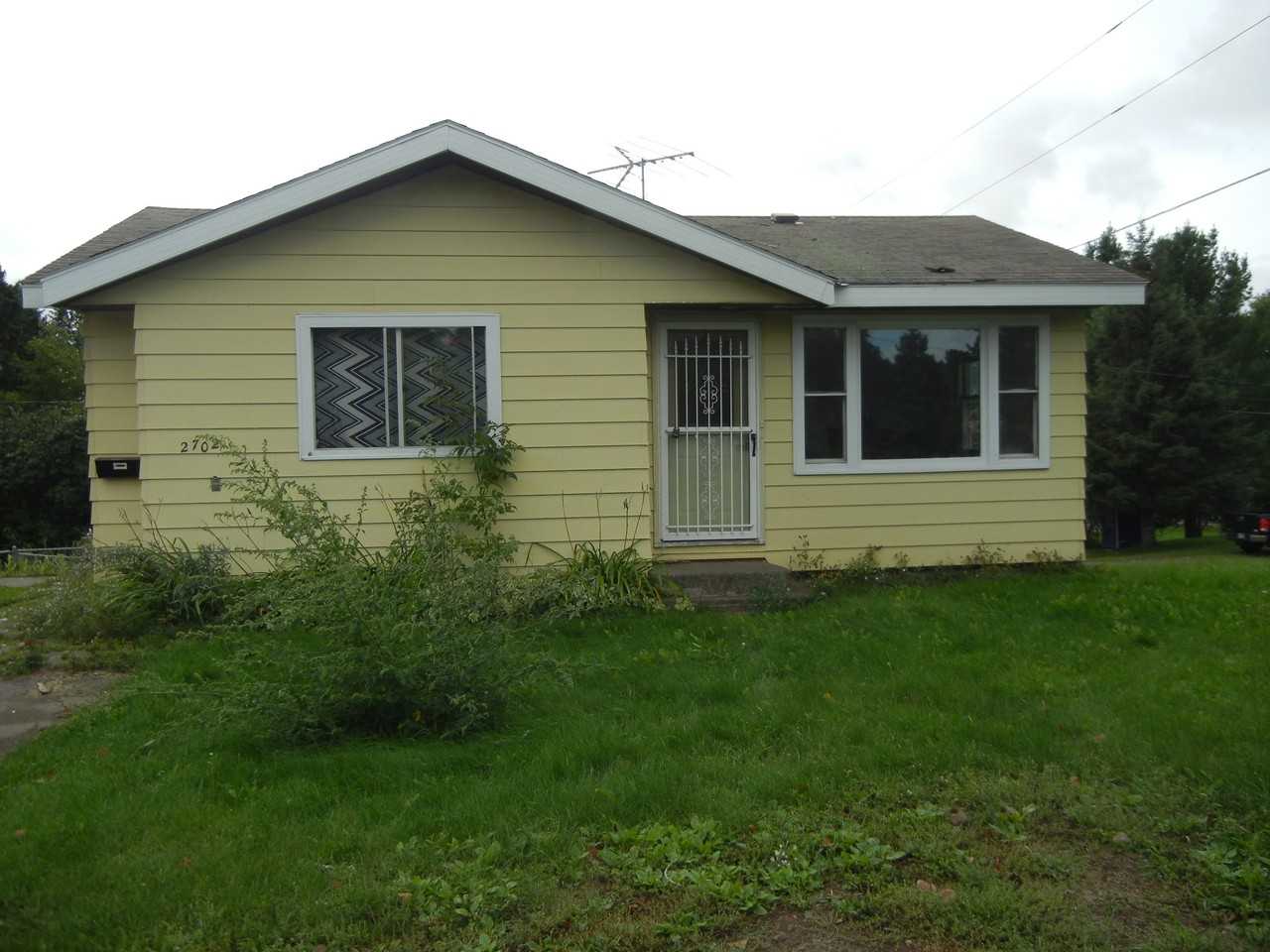 2702 Washington Ave - Photo 2 of 15