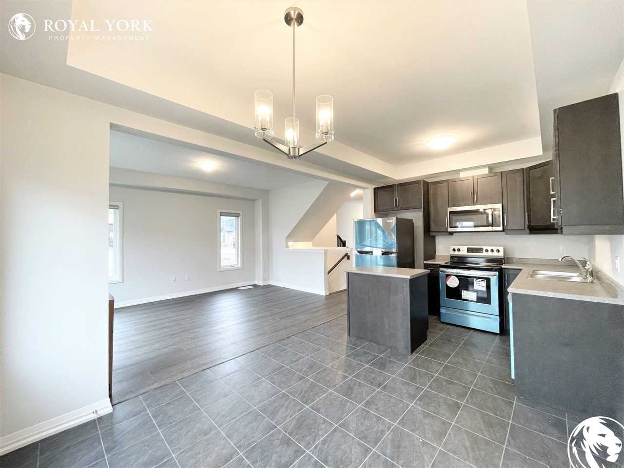 7381 Matteo Dr - Photo 3 of 41